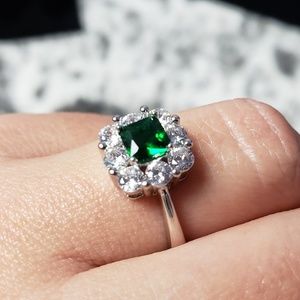 925 Silver Cushion Cut Emerald Color Retro